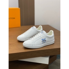 Louis Vuitton Low Shoes